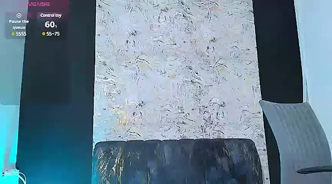 Snapshot of emilybaboo chatting on 10, 1, 2025 emilybaboo online show from 10, 1, 2025