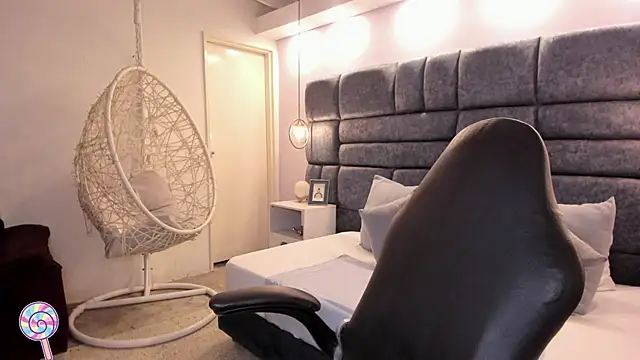 sagitariuus girll online show from 22, 4, 2026