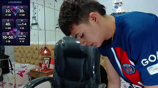 SkinnyBoy  online show from 2, 2, 2025