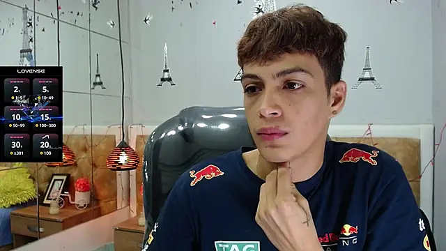 SkinnyBoy  online show from 22, 3, 2025