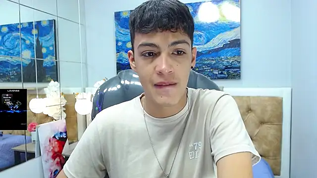 SkinnyBoy  online show from 14, 9, 2025