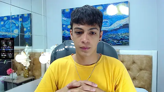 SkinnyBoy  online show from 28, 9, 2025