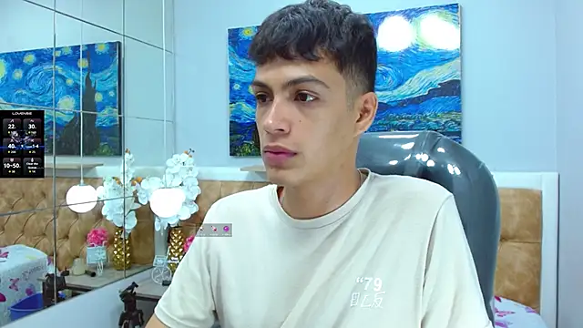 SkinnyBoy  online show from 4, 11, 2025