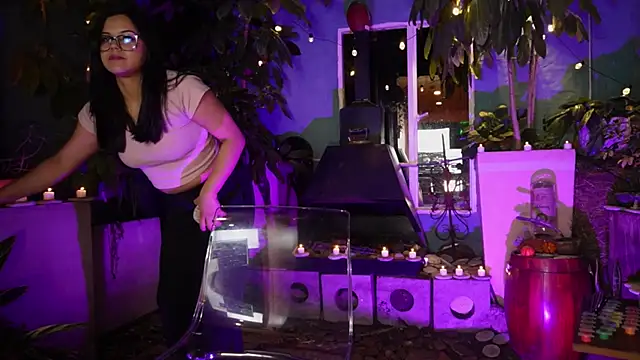 Snapshot of Sophia_wilsonn_ chatting on 31, 10, 2025 Sophia wilsonn online show from 31, 10, 2025