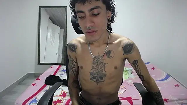 present the magic online show from 8, 4, 2026