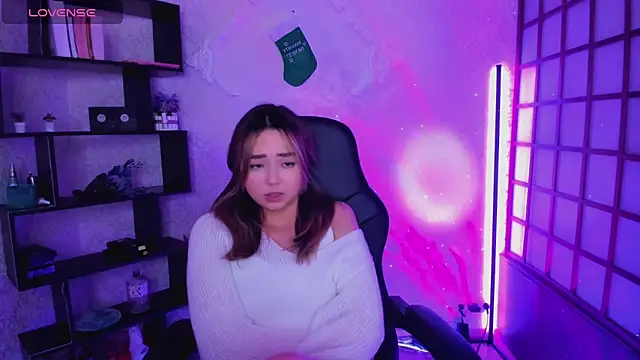 Snapshot of Fluffy_Rose chatting on 27, 12, 2024 Fluffy Rose online show from 27, 12, 2024