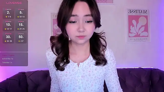 Snapshot of Fluffy_Rose chatting on 8, 2, 2025 Fluffy Rose online show from 8, 2, 2025