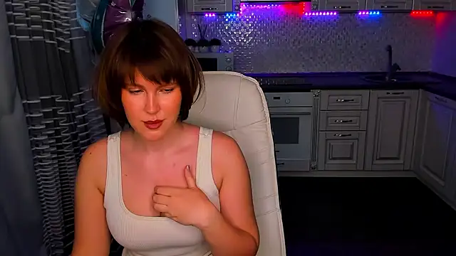 Snapshot of mirrorofsoul chatting on 1, 2, 2025 mirrorofsoul online show from 1, 2, 2025