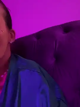 Haleytightlips1986 online show from 31, 3, 2026