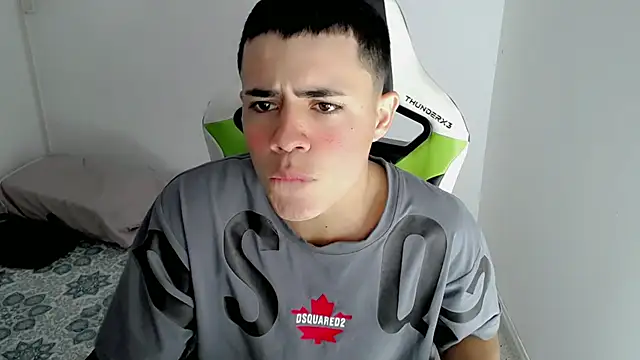 Snapshot of bby_santi chatting on 10, 3, 2025 bby santi online show from 10, 3, 2025