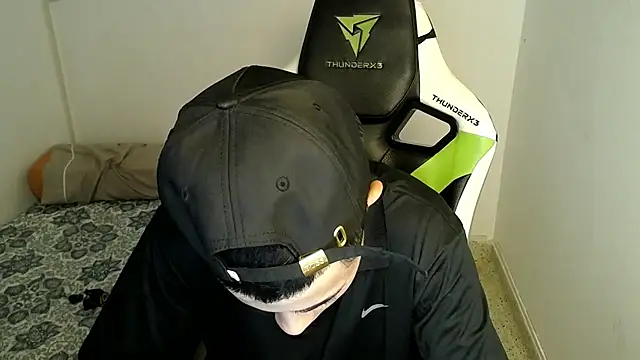 Snapshot of bby_santi chatting on 12, 3, 2025 bby santi online show from 12, 3, 2025