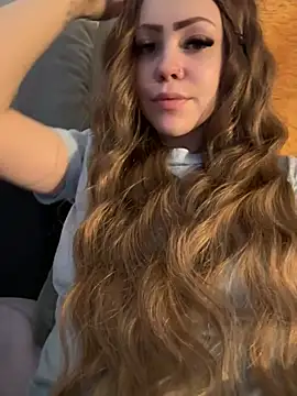 Highschoolpussy online show from 28, 1, 2025