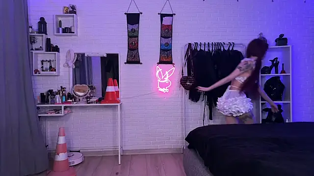 Marcellean online show from 12, 11, 2025