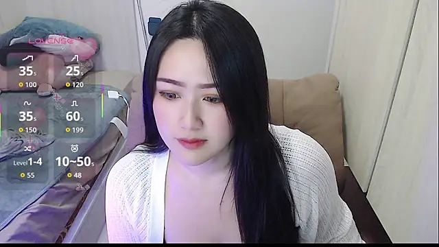 Eimile-Z online show from 9, 10, 2025