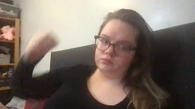 honeyyy24 online show from 15, 12, 2025