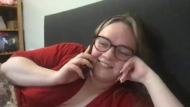 honeyyy24 online show from 16, 4, 2026