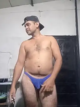 Snapshot of travieso2893 chatting on 14, 6, 2026 travieso2893 online show from 14, 6, 2026