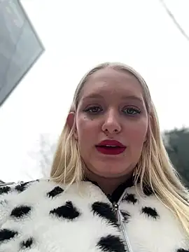 Snapshot of Milkyy_wway chatting on 30, 1, 2025 Milkyy wway online show from 30, 1, 2025