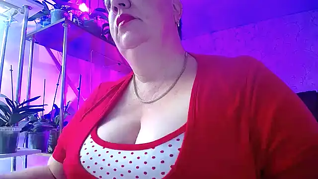  Sweet Woman online show from 10, 11, 2025