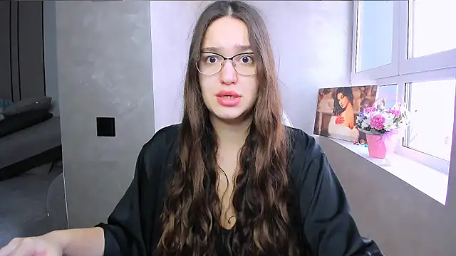 fancy bunny online show from 17, 12, 2025