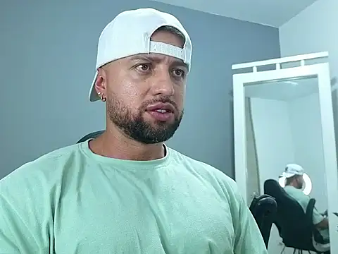 OwenMaximus814 online show from 12, 3, 2026