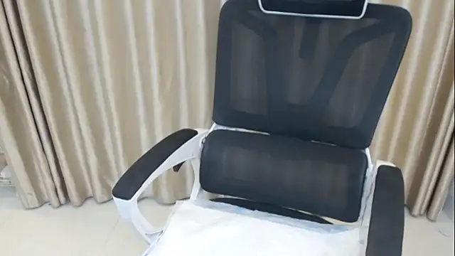 Milk-babier online show from 10, 1, 2026