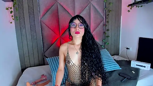 BriaConner  online show from 19, 3, 2026