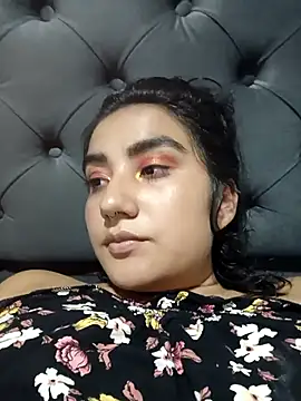 Hellen Alex online show from 6, 1, 2025