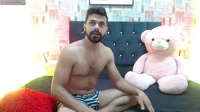 Snapshot of max_ashley_mds chatting on 28, 2, 2025 max ashley mds online show from 28, 2, 2025