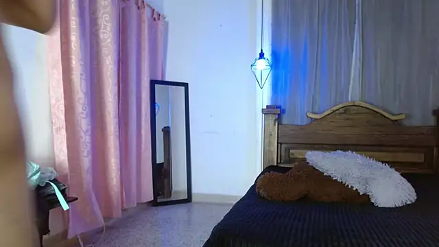 Snapshot of max_ashley_mds chatting on 14, 3, 2025 max ashley mds online show from 14, 3, 2025