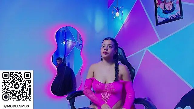 Snapshot of max_ashley_mds chatting on 24, 10, 2025 max ashley mds online show from 24, 10, 2025