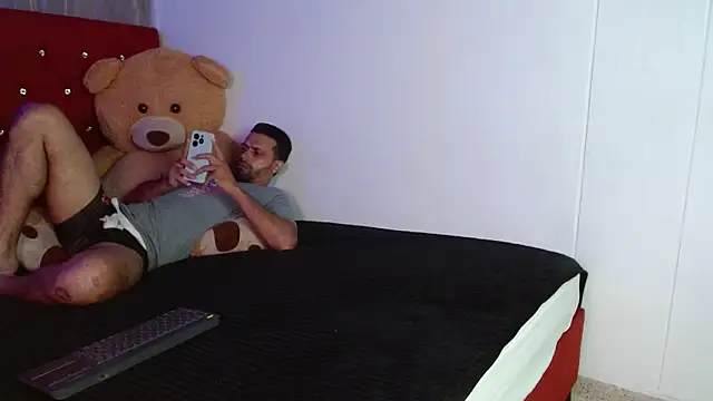 Snapshot of max_ashley_mds chatting on 7, 11, 2025 max ashley mds online show from 7, 11, 2025