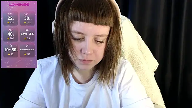 June shy0 online show from 15, 2, 2025