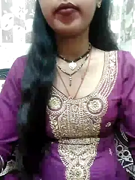 Snapshot of Sharmila-Singh chatting on 3, 3, 2025 Sharmila-Singh online show from 3, 3, 2025