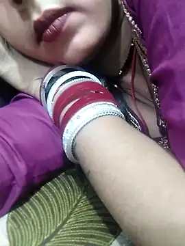 Snapshot of Sharmila-Singh chatting on 17, 3, 2025 Sharmila-Singh online show from 17, 3, 2025