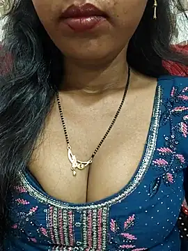 Snapshot of Sharmila-Singh chatting on 23, 6, 2026 Sharmila-Singh online show from 23, 6, 2026