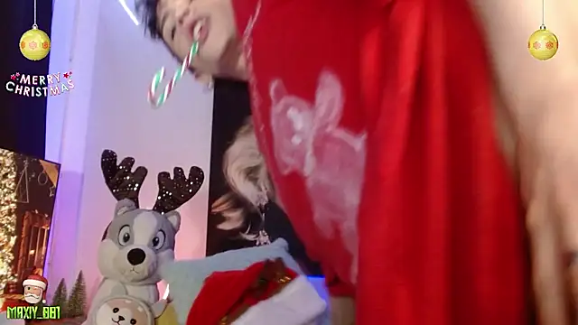 maxiy 001 online show from 3, 12, 2024