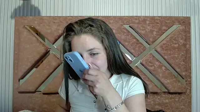  isaabellaa online show from 18, 4, 2026