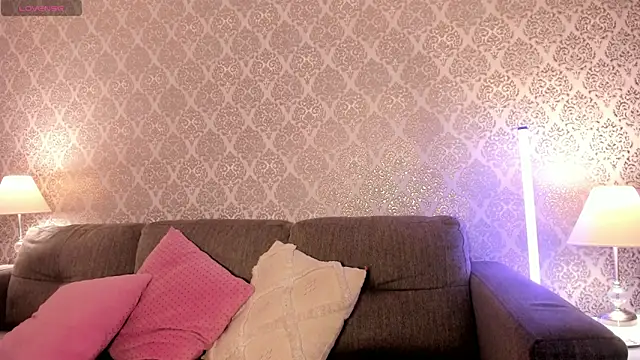 AriRobert  online show from 6, 1, 2026