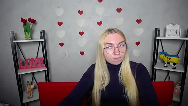 BeatriceFly online show from 14, 12, 2024