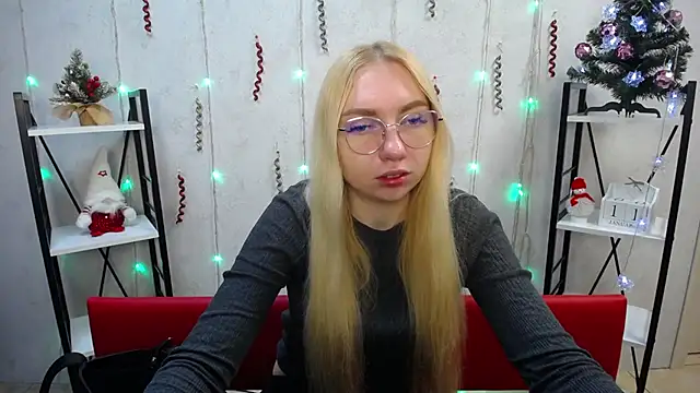 BeatriceFly online show from 11, 1, 2025