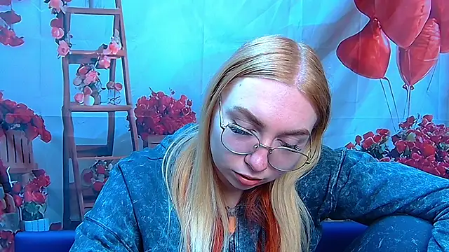 BeatriceFly online show from 18, 4, 2026