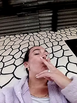 skayhot  online show from 16, 3, 2025