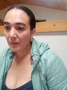 skayhot  online show from 3, 10, 2025