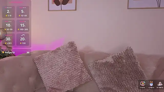 DahianaWalcott online show from 6, 11, 2025