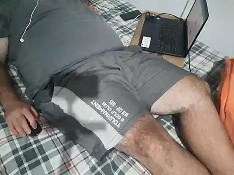 mfreitas005 online show from 23, 1, 2025