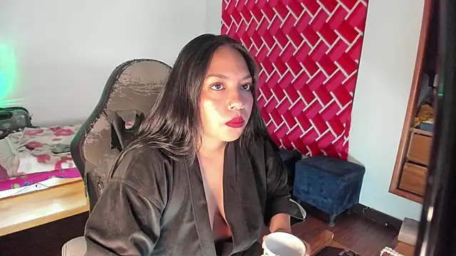 Snapshot of emiily15__ chatting on 27, 5, 2026 emiily15 online show from 27, 5, 2026