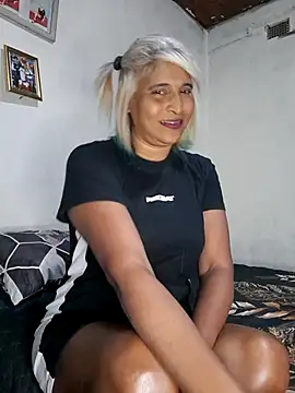 Snapshot of Goodgirlsue_77 chatting on 8, 6, 2026 Goodgirlsue 77 online show from 8, 6, 2026