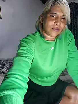 Goodgirlsue 77 online show from 25, 6, 2026