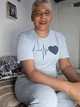Goodgirlsue 77 online show from 20, 7, 2026